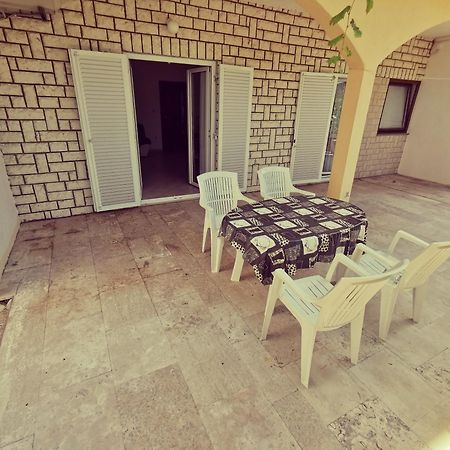 Haus Maro Apartment Supetarska Draga Room photo